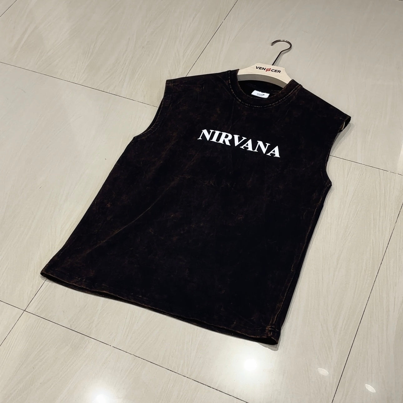 ARTIST-INSPIRED SLEEVELESS - BLACK